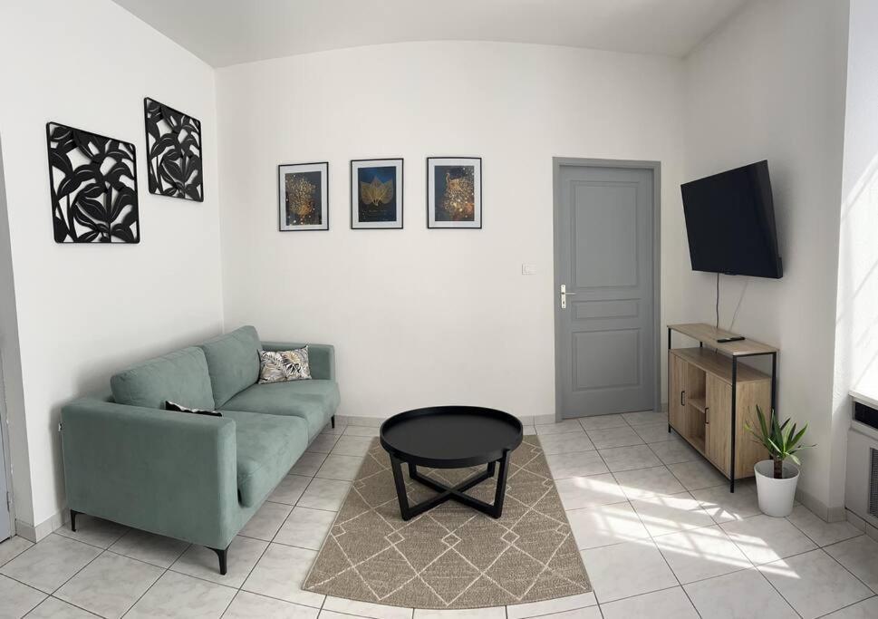 Appartement 1 Chambre Rue Faubourg De Besancon Монбельяр Экстерьер фото